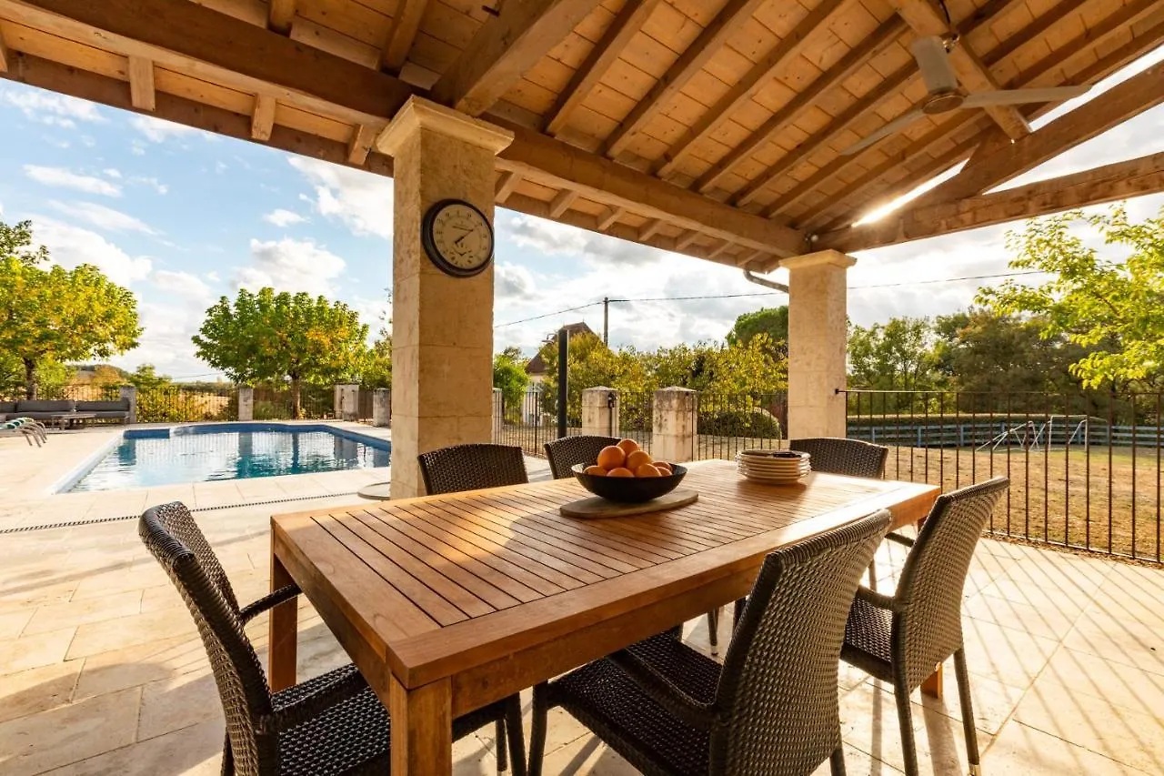 Roques Cottage - Spacieuse Maison Pierre Avec Piscine Chauffee, Cuisine D'Ete, Petanque, Ping-Pong Et Jeux Enfants - 10 Min De Vic 0*, Roques (Gers)
