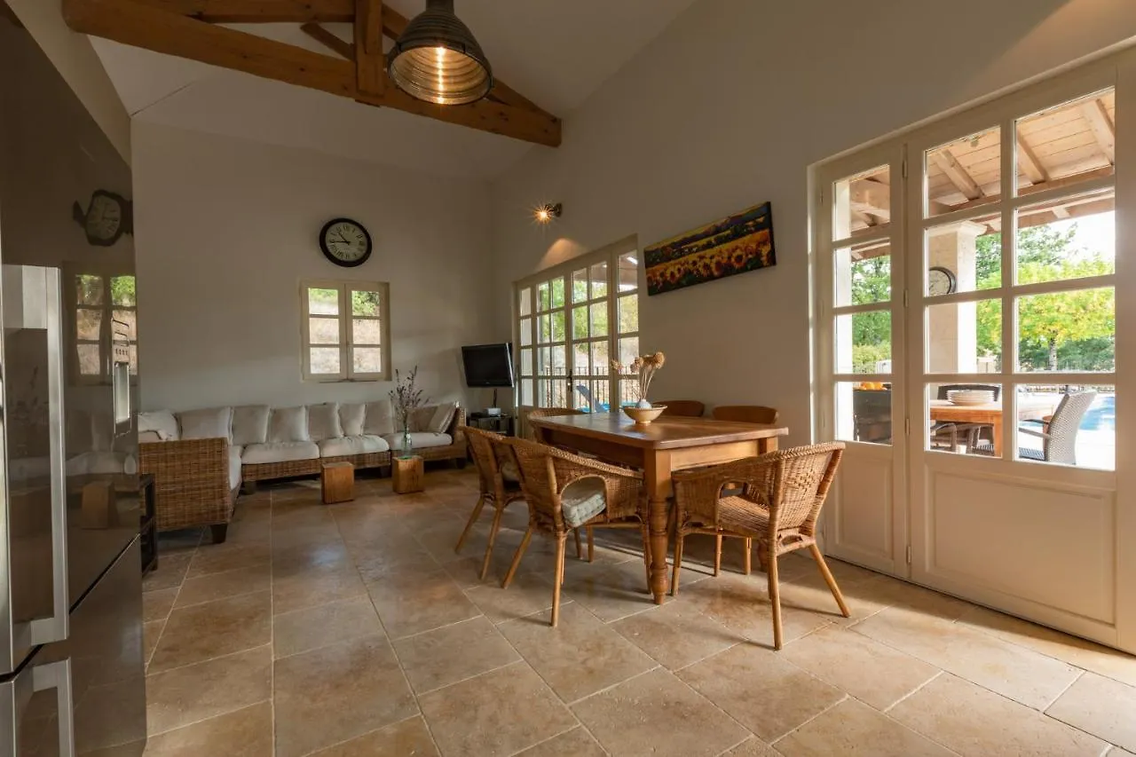 Roques Cottage - Spacieuse Maison Pierre Avec Piscine Chauffee, Cuisine D'Ete, Petanque, Ping-Pong Et Jeux Enfants - 10 Min De Vic France