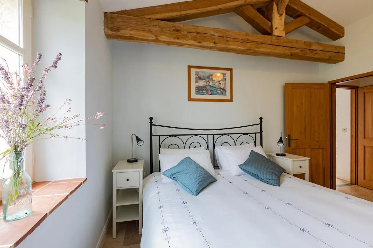 Roques Cottage - Spacieuse Maison Pierre Avec Piscine Chauffee, Cuisine D'Ete, Petanque, Ping-Pong Et Jeux Enfants - 10 Min De Vic 0*, Roques (Gers) France