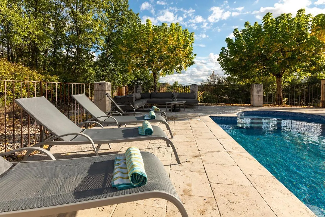Holiday home Roques Cottage - Spacieuse Maison Pierre Avec Piscine Chauffee, Cuisine D'Ete, Petanque, Ping-Pong Et Jeux Enfants - 10 Min De Vic France