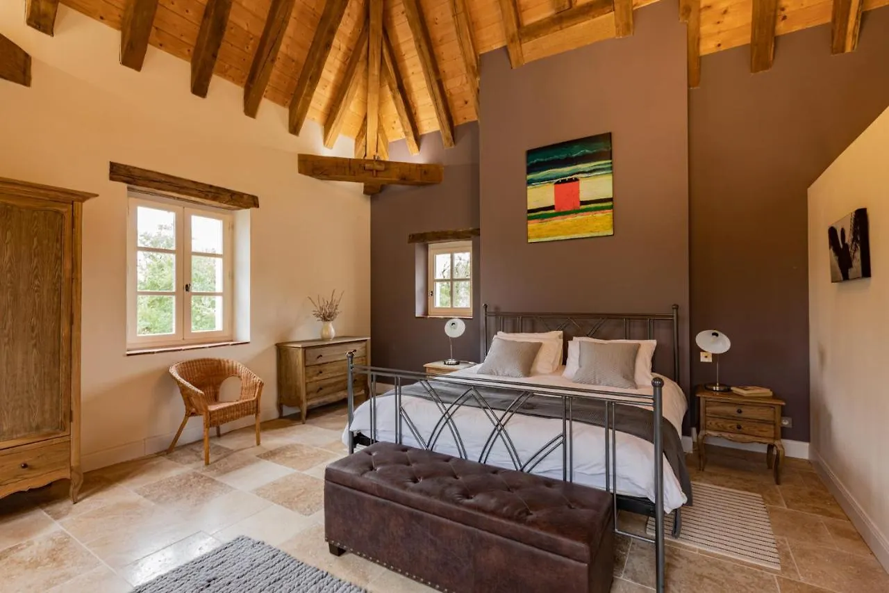 Holiday home Roques Cottage - Spacieuse Maison Pierre Avec Piscine Chauffee, Cuisine D'Ete, Petanque, Ping-Pong Et Jeux Enfants - 10 Min De Vic